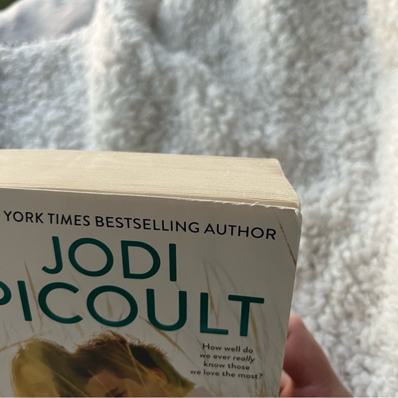 📚4/25$📚   The pact by jodi picoult - Picture 5 of 6